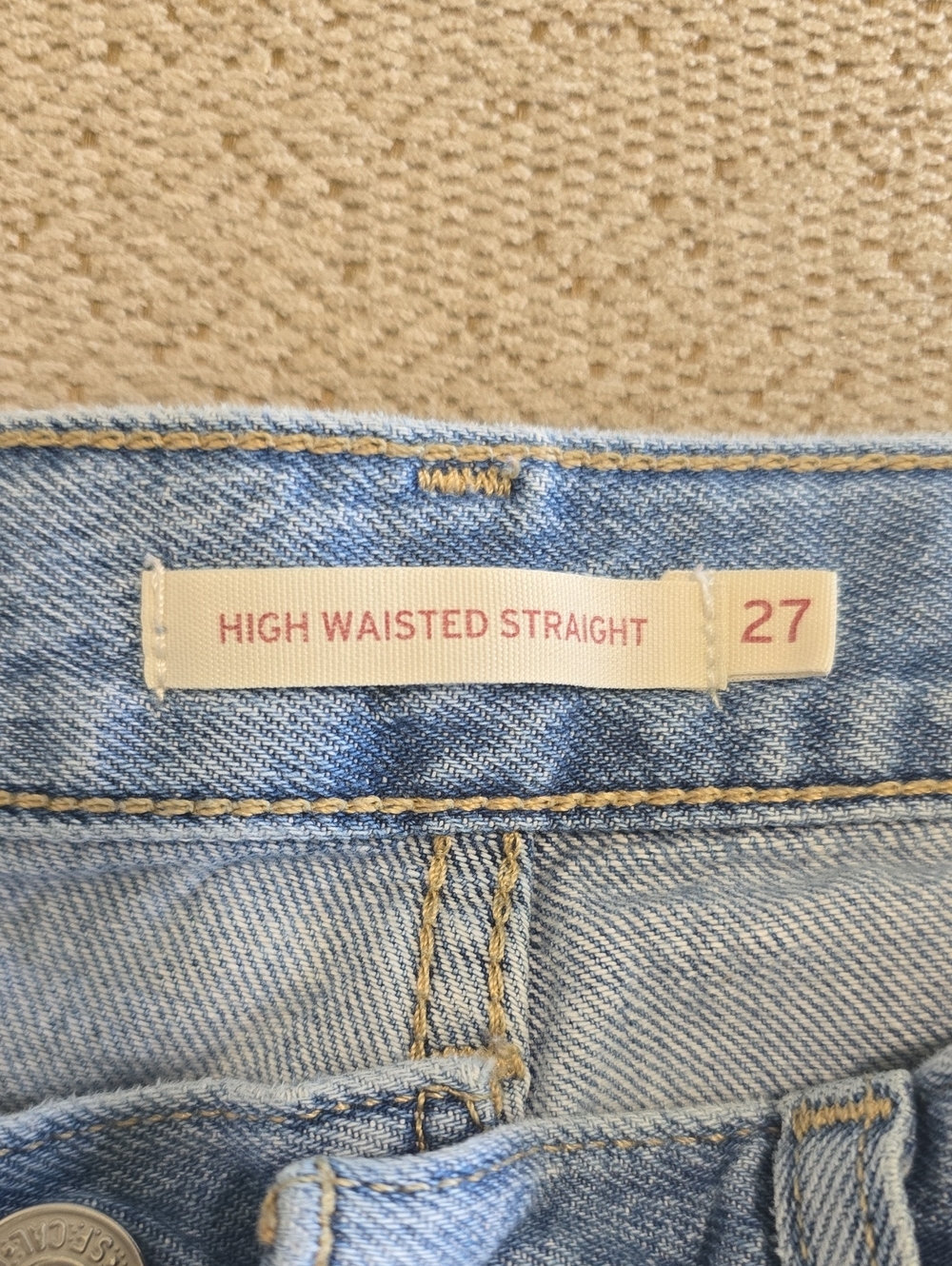 Levi's High Waisted Straight Jeans - Size 27 - Picture 2 of 14